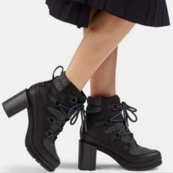 Sorel Women's Blake Waterproof Lace-Up Booties women’s 8 chunky platform shoes - Picture 1 of 16